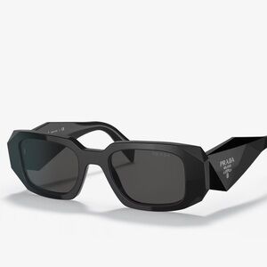 Black woman Prada sunglasses